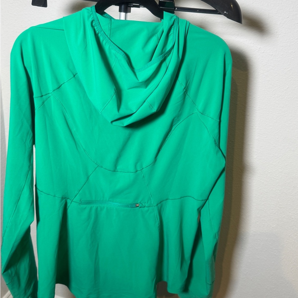 lululemon Mist Over Windbreaker - Picture 6 of 10